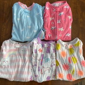 Carter’s 2T Jammies Lot